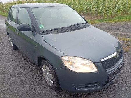 Škoda Fabia 1.2 HTP 44Kw RV.2009 - NOVÁ STK
