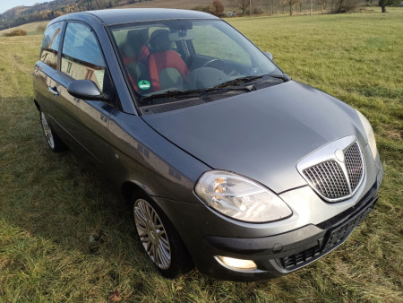 Lancia Ypsilon 1.4 70Kw RV.2005 - NOVÁ STK